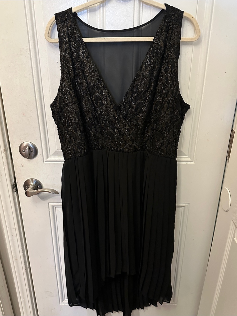 Black Pleated Gold Floral Lace V-Neck Evening Dress Classy Event dress XL Large